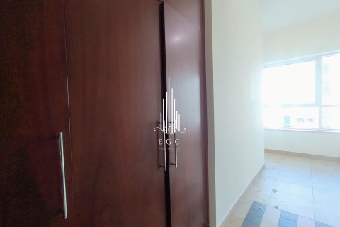 3 غرف نوم شقة في Hamdan Street, الإمارات العربية المتحدة رقم 70757 28