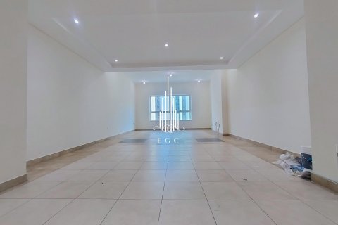 3 غرف نوم شقة في Hamdan Street, الإمارات العربية المتحدة رقم 70757 12