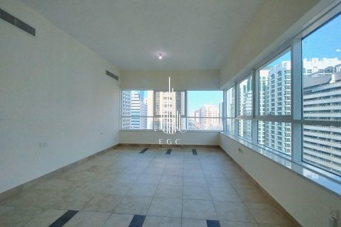 3 غرف نوم شقة في Hamdan Street, الإمارات العربية المتحدة رقم 70757 10