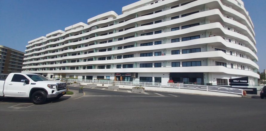 2 bedrooms Apartment in As Sib, Oman No. 54444