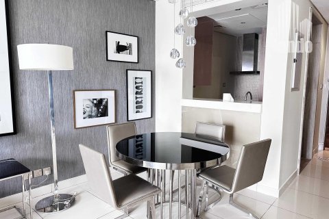 1 bedroom Apartment in Paramount Tower Hotel & Residences, UAE No. 83326 4