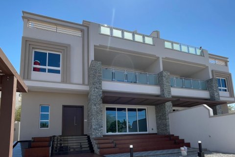 Villa Gemela de 5 dormitorios en Muscat, Oman No. 67562