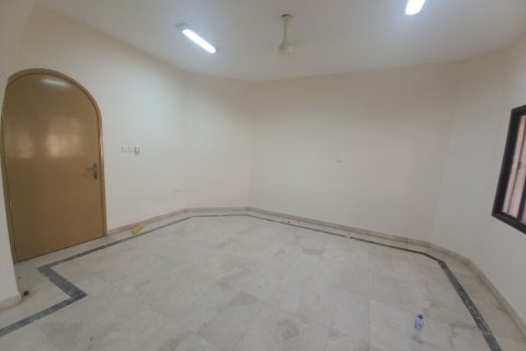 Квартира с 3 спальнями в Al Qurm, Оман №54610 4