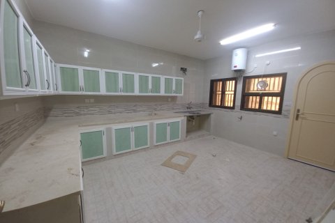 Квартира с 3 спальнями в Al Qurm, Оман №54610 6