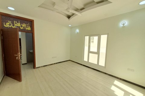 8 bedrooms Villa in Muscat, Oman No. 54606 4