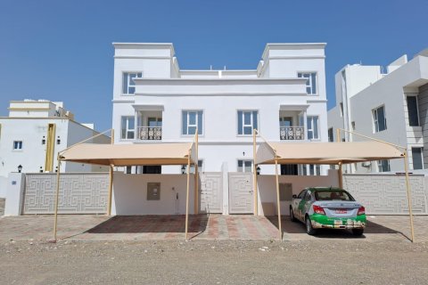 8 bedrooms Villa in Muscat, Oman No. 54606