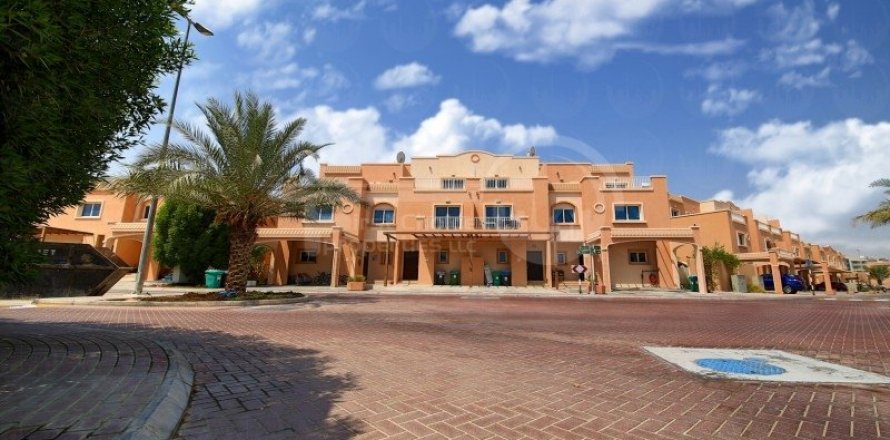 5 bedrooms Villa in Al Reef, UAE No. 12778