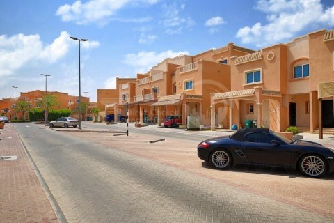 5 bedrooms Villa in Al Reef, UAE No. 12778 4