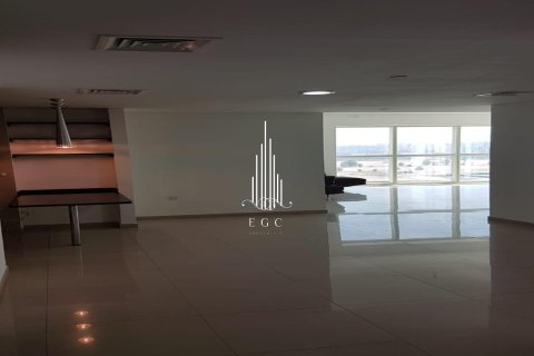 2 bedrooms Apartment in Al Reem Island, UAE No. 37648 9