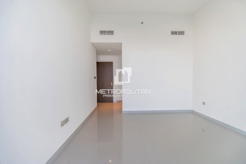 Appartement de 2 chambres à EMAAR Beachfront, UAE No. 77793 19