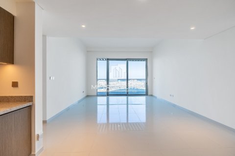 Appartement de 2 chambres à EMAAR Beachfront, UAE No. 77793 23