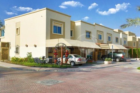 4 bedrooms Villa in Al Reef, UAE No. 12304