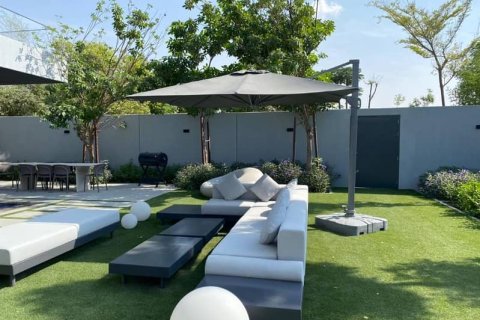 Townhouse de 4 dormitorios en Masaar 1 Azalea Tilal City, UAE No. 8130 9