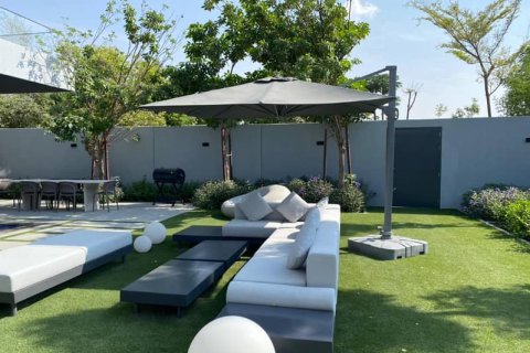 Townhouse de 4 dormitorios en Masaar 1 Azalea Tilal City, UAE No. 8130 6