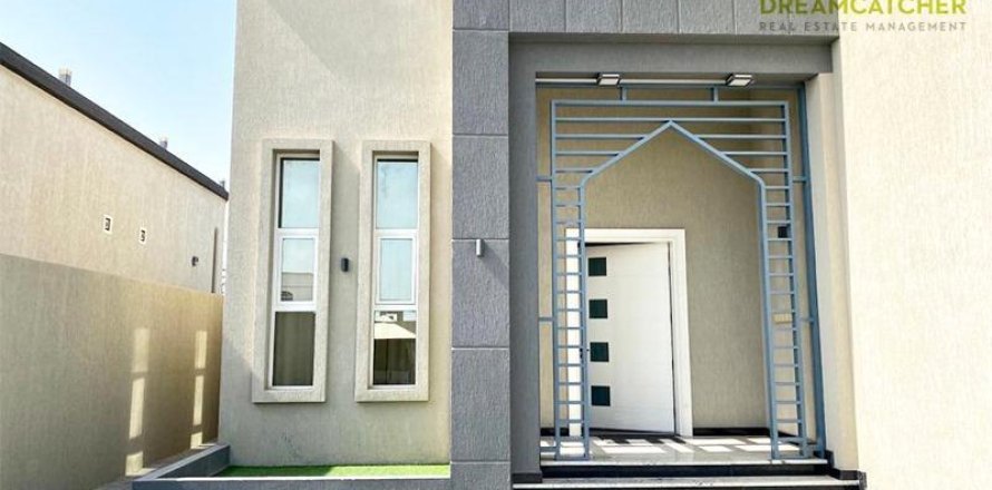 3 bedrooms Villa in Al Hamra Village, UAE No. 20182