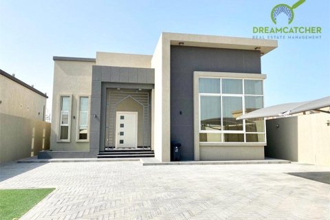 3 bedrooms Villa in Al Hamra Village, UAE No. 20182 23
