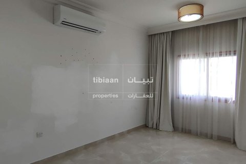 400m² Villa in Muscat, Oman No. 54017 12