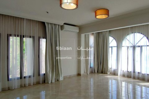 400m² Villa in Muscat, Oman No. 54017 4