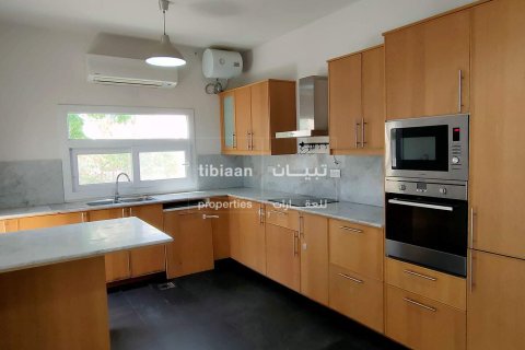 400m² Villa in Muscat, Oman No. 54017 7