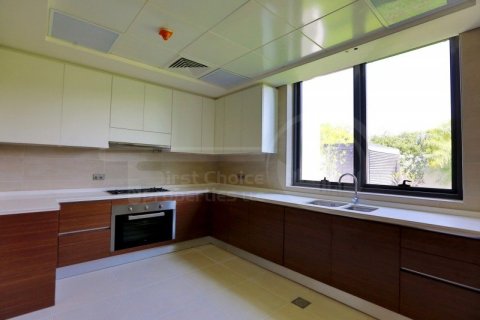5 bedrooms Villa on the Yas Island, UAE No. 12137 7