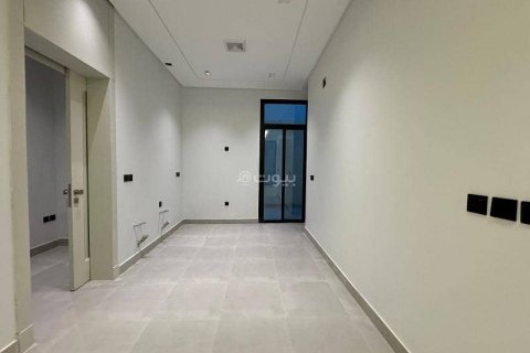 4 bedrooms Apartment in Riyadh, Saudi Arabia No. 60199 16