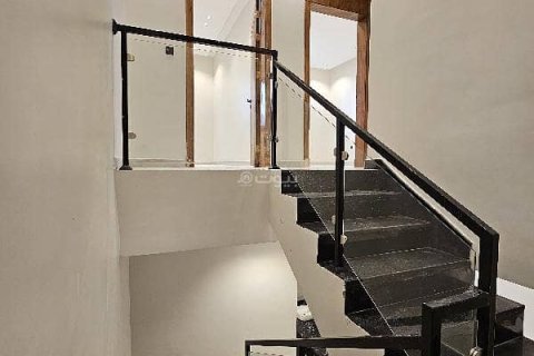3 bedrooms Apartment in Riyadh, Saudi Arabia No. 60198 4