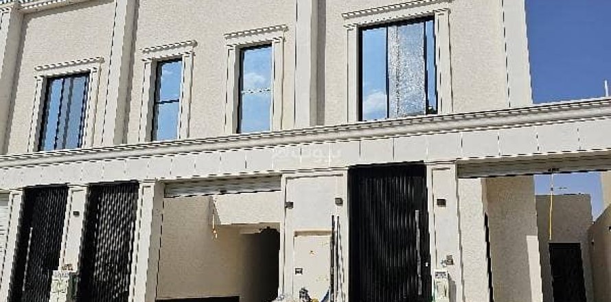 3 bedrooms Apartment in Riyadh, Saudi Arabia No. 60198