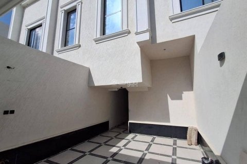 3 bedrooms Apartment in Riyadh, Saudi Arabia No. 60198 3
