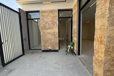 Villa de 6 dormitorios en Riyadh, Saudi Arabia No. 60194 12