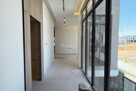 Villa de 6 dormitorios en Riyadh, Saudi Arabia No. 60194 30