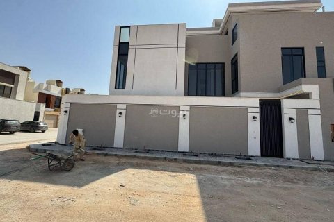 Villa de 6 dormitorios en Riyadh, Saudi Arabia No. 60194 3