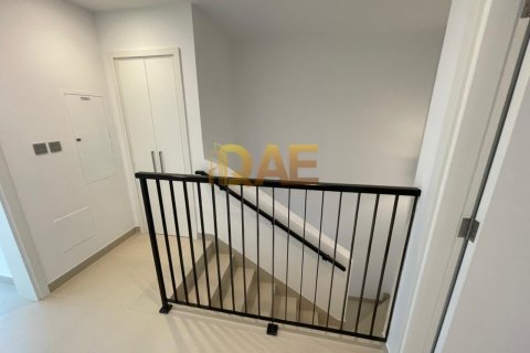 3 bedrooms Townhouse in Camelia, UAE No. 3741