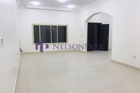 Villa de 6 dormitorios en Doha, Qatar No. 60994 16