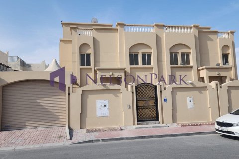 6 غرفة نوم  فيلا في الدوحة, Qatar رقم 60994