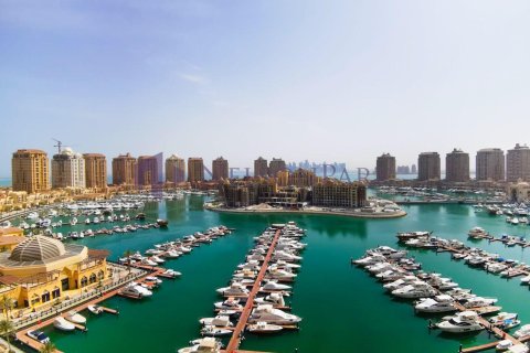 3 bedrooms Apartment in Doha, Qatar No. 57913