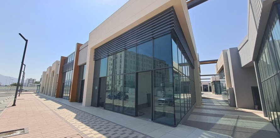 Commercial property de 38m² à Muscat, Oman No. 54540