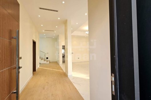 Villa de 3 dormitorios en Al Ansab, Oman No. 53269 5