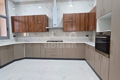 Villa de 3 dormitorios en Al Ansab, Oman No. 53269 8