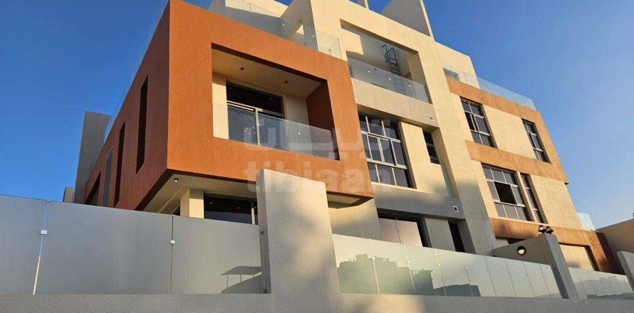 Villa de 3 dormitorios en Al Ansab, Oman No. 53269