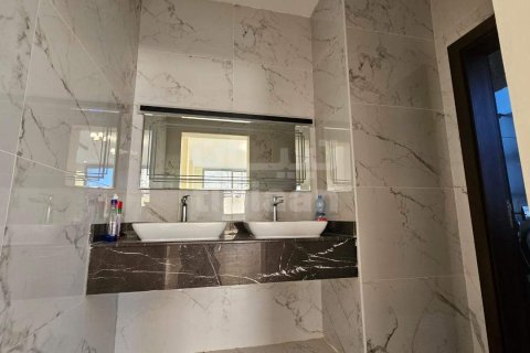 Villa de 3 dormitorios en Al Ansab, Oman No. 53269 9