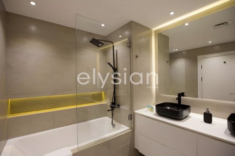 Apartment de 1 dormitorio en Shoreline Apartments, UAE No. 64895 4