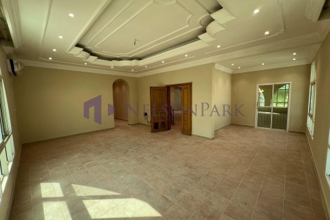 5 غرفة نوم  فيلا في الدوحة, Qatar رقم 57972 14