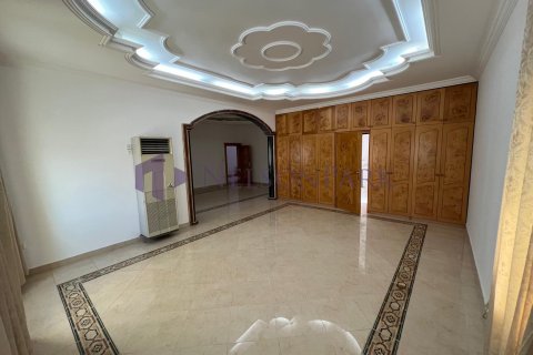 Villa de 4 dormitorios en Doha, Qatar No. 57971 15