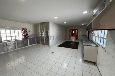 Villa de 4 dormitorios en Doha, Qatar No. 57971 10