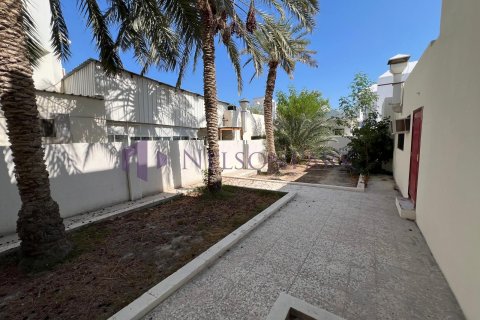 Villa de 4 dormitorios en Doha, Qatar No. 57971 13