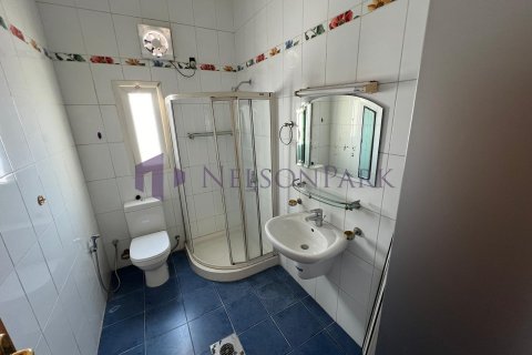 Villa de 4 dormitorios en Doha, Qatar No. 57971 20