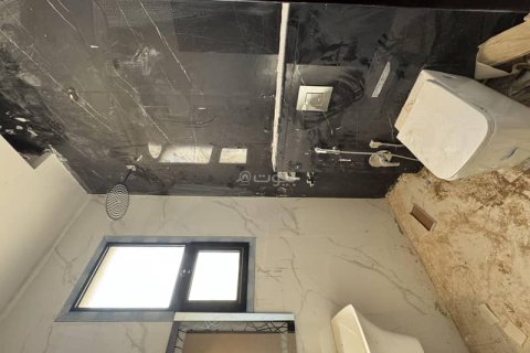 5 bedrooms Villa in Riyadh, Saudi Arabia No. 60177 23