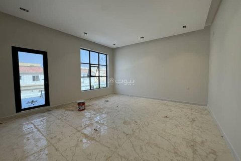 5 bedrooms Villa in Riyadh, Saudi Arabia No. 60177 20