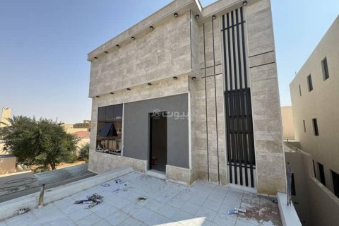 5 bedrooms Villa in Riyadh, Saudi Arabia No. 60177 24