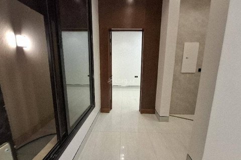 Apartment de 3 dormitorios en Riyadh, Saudi Arabia No. 60175 9